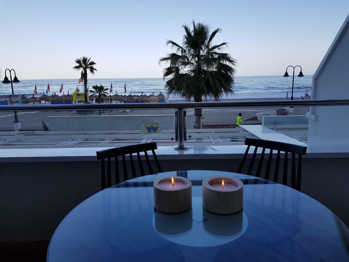 Lujoso Estudio Frontal Al Mar Torremolinos Esterno foto